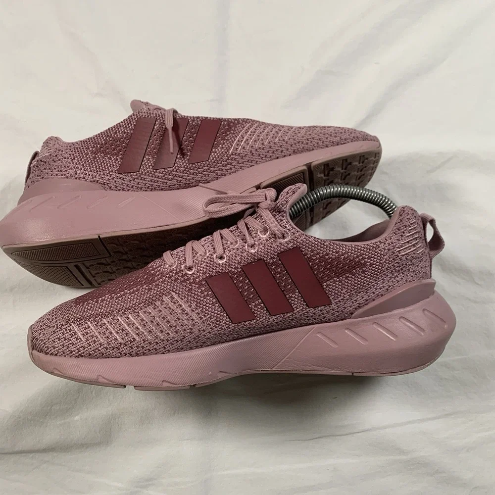 Adidas Swift Run 22 Womens Sz 8 1/2 Magic Mauve Purple Running Low Sneaker Shoes